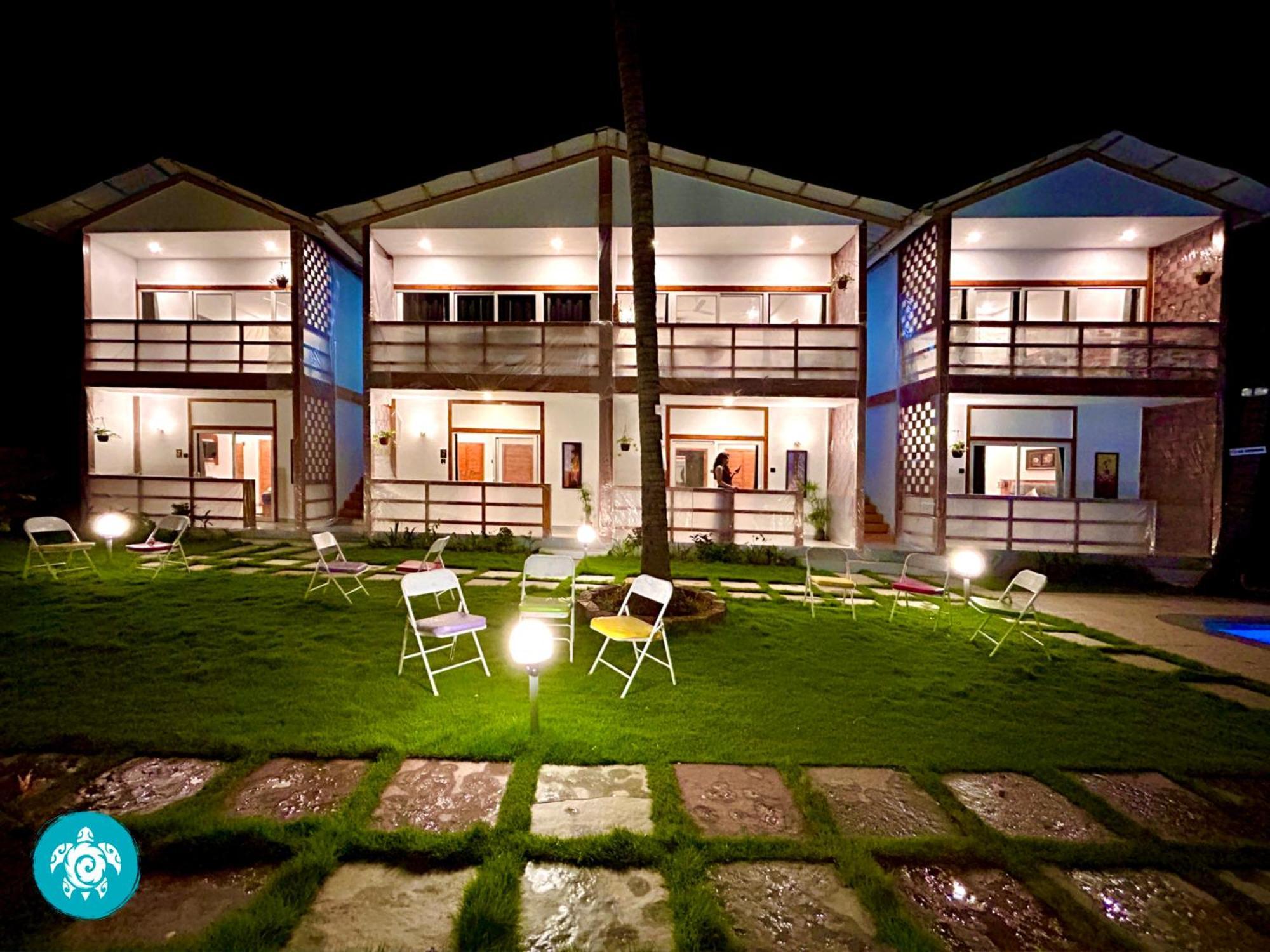 White Turtle Hotel モージム エクステリア 写真